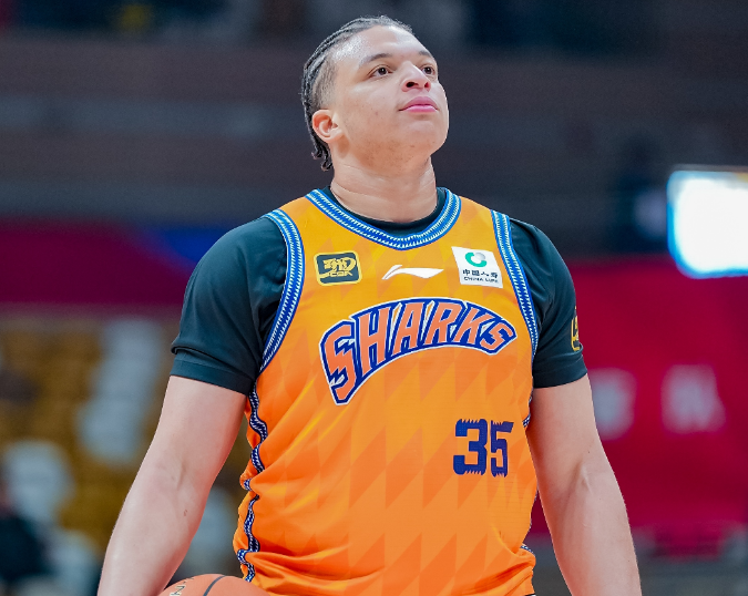 开云APP官网-上海双杀北控成20胜第2队 洛夫顿24+10豪斯首秀21+6+6+5