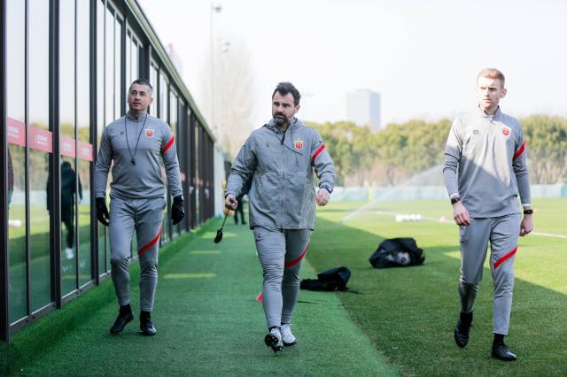 开云APP官网-莱科“上岗”初印象：被赞像博阿斯 大嗓门一板一眼